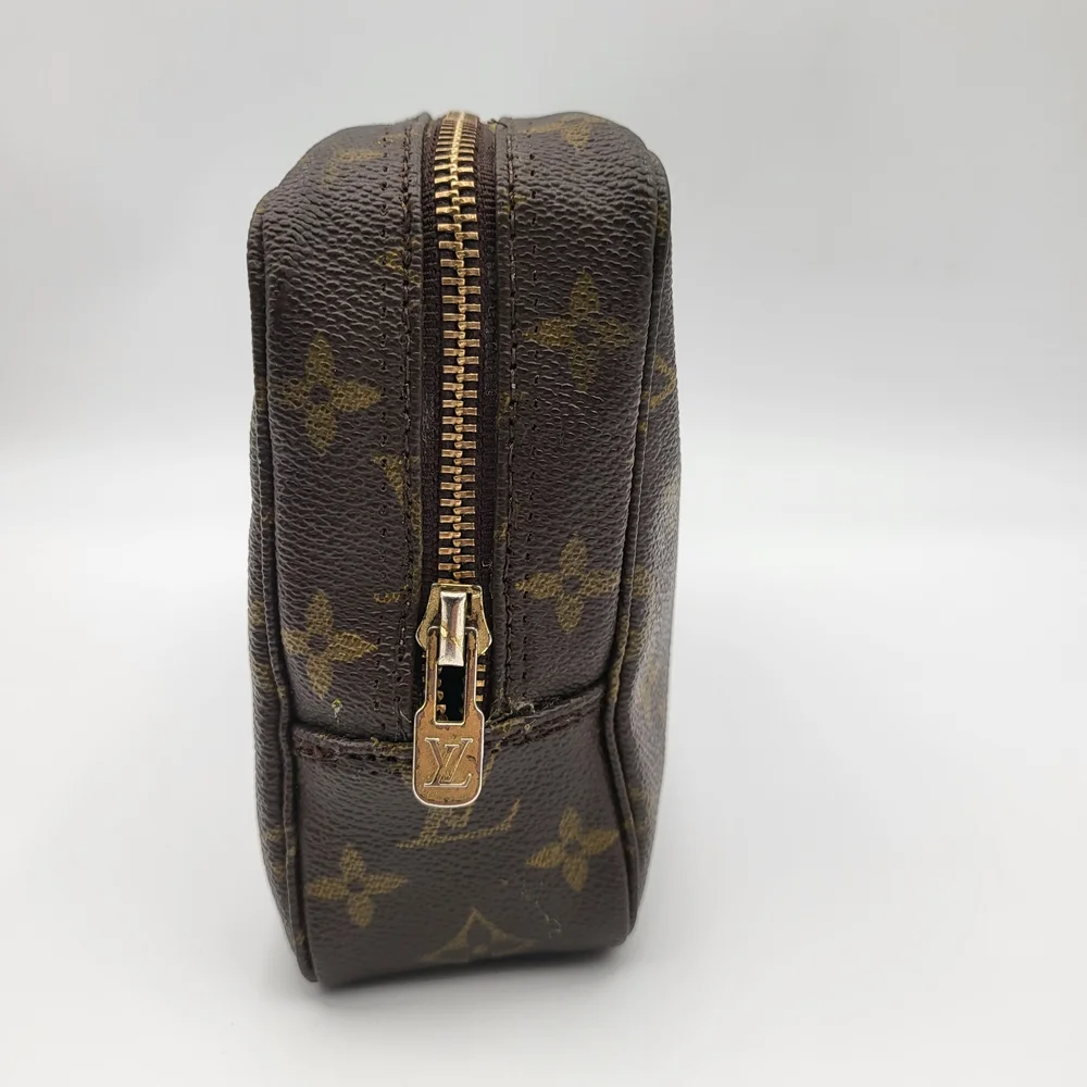 LOUIS VUITTON Monogram Trousse Toilette 23...Authentic... - Picture 3 of 15